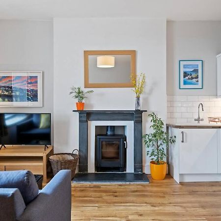 פאלמות' Pendennis - Bright Victorian Flat, Sea Views & Close To Beach מראה חיצוני תמונה